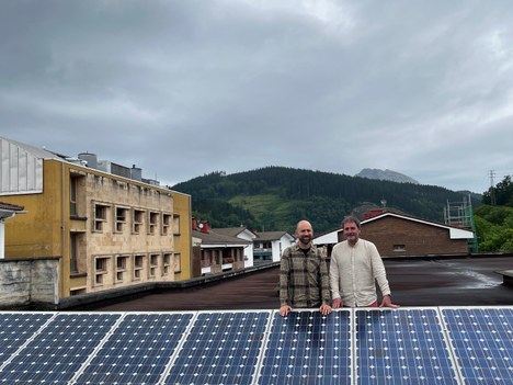 Arkupe y Kurtzebarri eskola contarán con placas solaren que cubrirán gran parte de su consumo