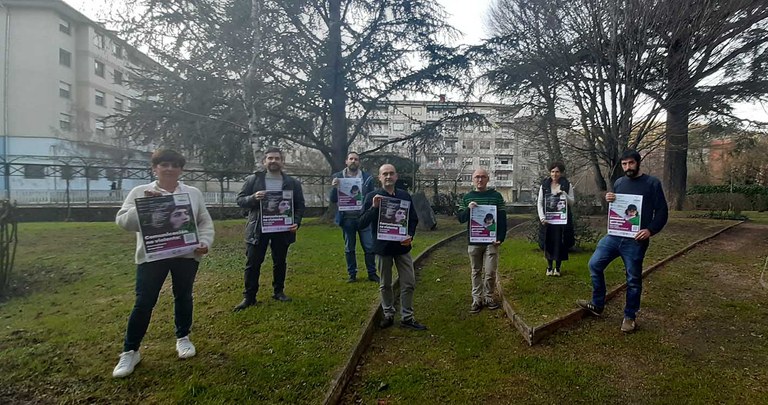 Charlas dirigidas a padres y madres en apoyo a la labor educativa de sus hijos e hijas