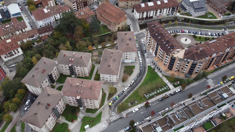 El Ayuntamiento inicia el expediente de redacción del proyecto de PEASA en el barrio de Lausita
