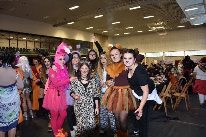 Los tiques para la comida de Carnaval que tendrá lugar en el polideportivo se pondrán a la venta el próximo día 28