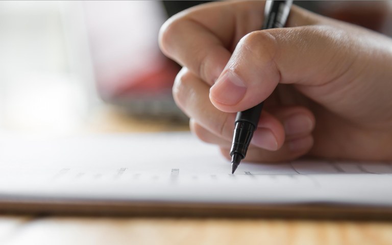Resultados del primer examen de la oposición para el puesto de interventor/interventora