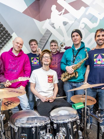 GRUPO ALDAKAN