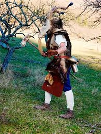 Iskidi taldea con sus personajes de la mitología vasca Iskidi taldea con sus personajes de la mitología vasca