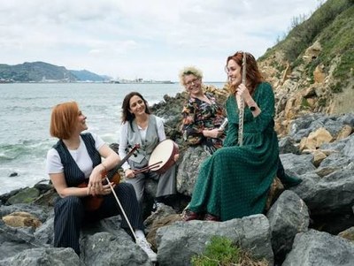 KONTZERTUA “FOLK RIPPERS” folk musika banda