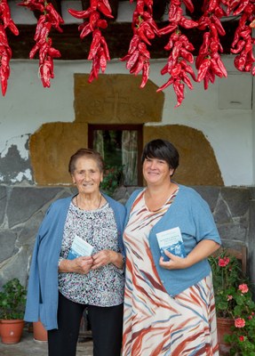 PRESENTACIÓN DEL LIBRO "BIZITZA BATEN TXATALAK"