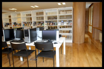 Biblioteca 03