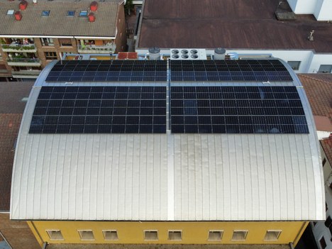 Arkupeko eguzki plaken instalazioa amaituta, Kurtzebarri eskolako lanekin hasiko dira
