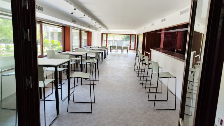 UDALAK ABIAN JARRI DU KOMENTU ZAHARREKO TABERNAREN LIZITAZIOA