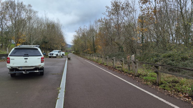 Urkuluko urtegiaren ingurunea hobetzeko lanak hasi dituzte; Bide seguruak eta irisgarritasua lehenetsiz.