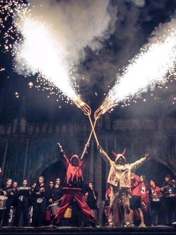 DEABRUAK GARA, SOMS DIABLES - Lekittoko Deabruak Antzerki Taldea DEABRUAK GARA, SOMS DIABLES - Lekittoko Deabruak Antzerki Taldea