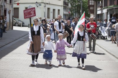 LEIZARRA DANTZA TALDEAREN EGUNA